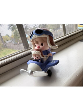 POP MART SweetBean Love Hug Series When I'm Ambitious Airplane Collectible Open